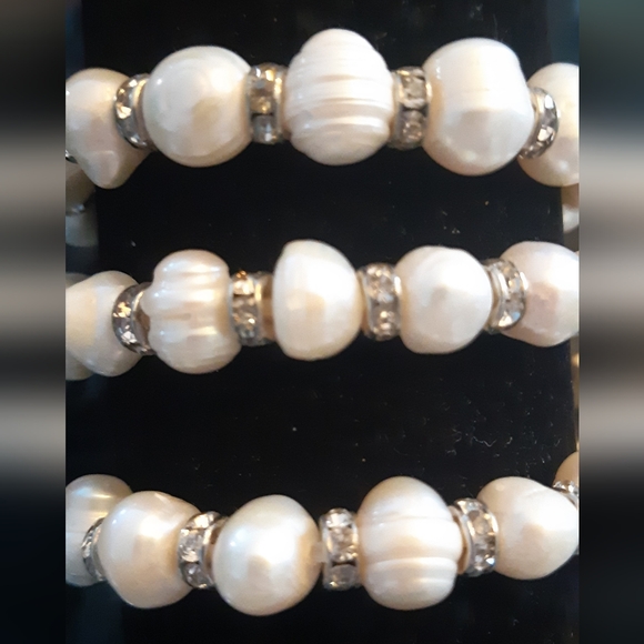 Jewelry - Elegant 3 PC Faux Pearl Bracelet with Silver Accents New With Tags